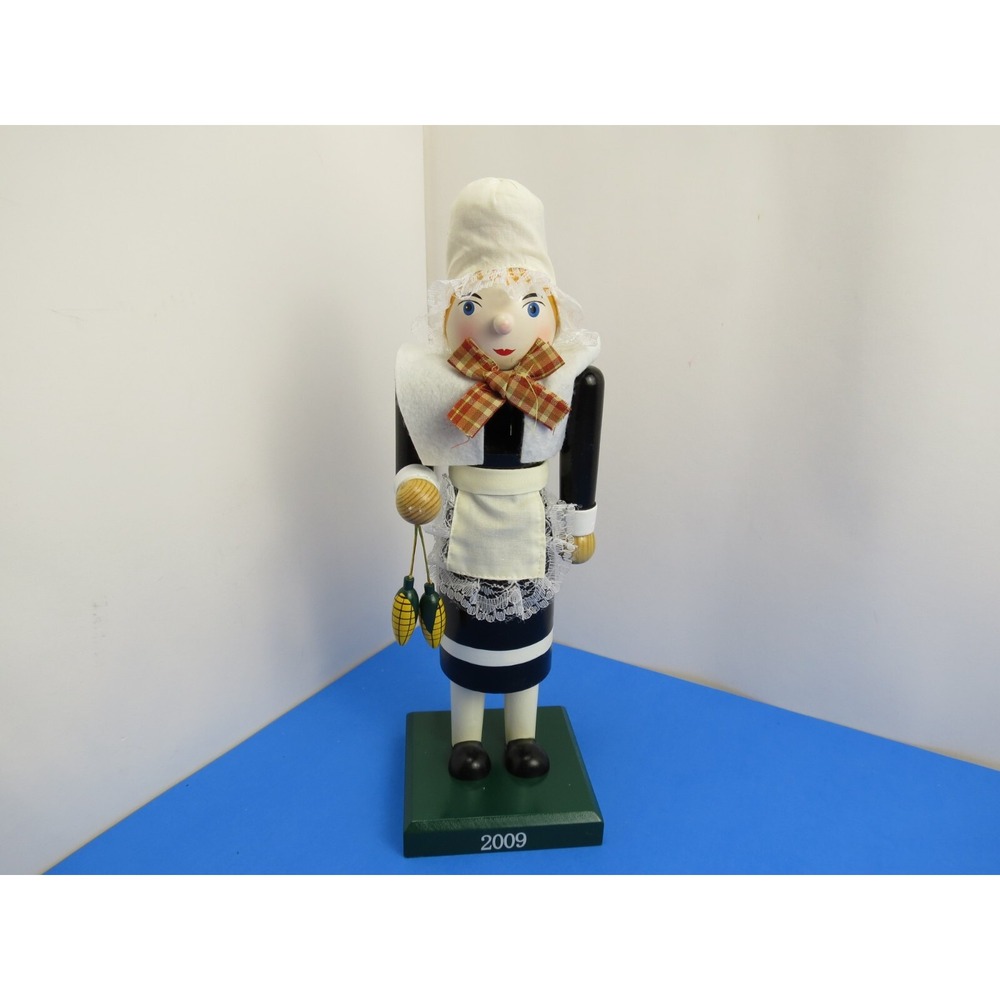 Target 2009 ZT Arts & Crafts 14” Wood FEMALE PILGRIM NUTCRACKER: Thanksgiving